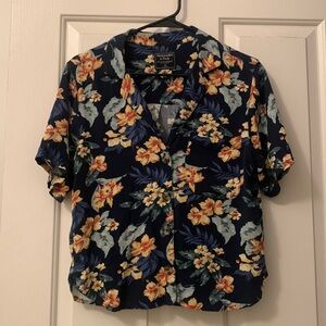 Abercrombie and Fitch Hawaiian floral shirt